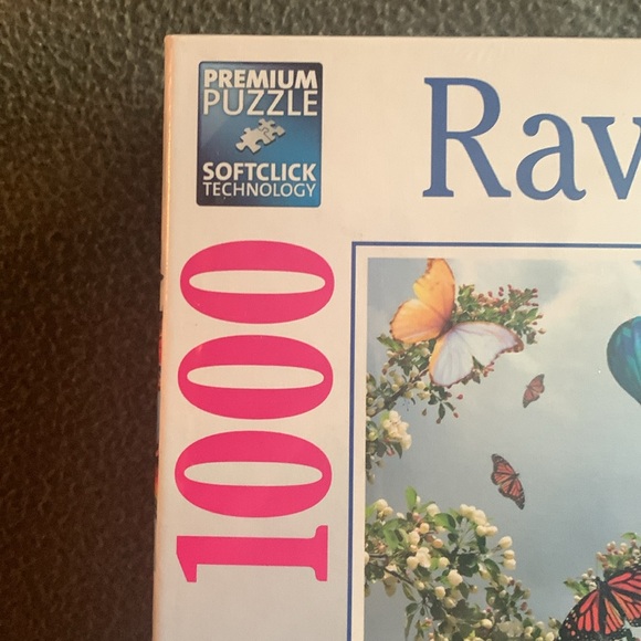 NIP Ravensburger Puzzle. 1000 pieces. Hot Air Balloons. 27” x 20” - Picture 2 of 4